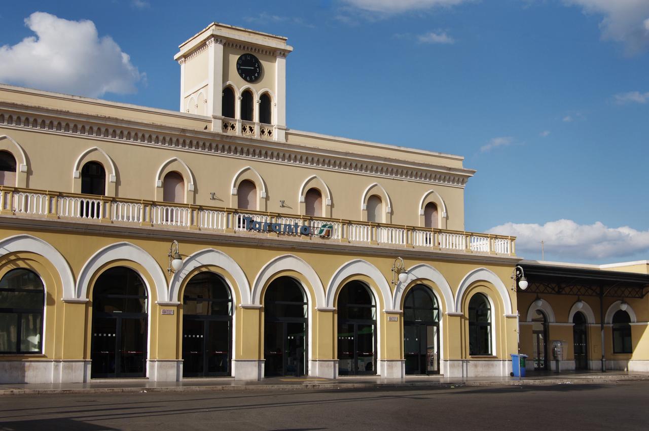 B&B Stazione37 Taranto Eksteriør bilde